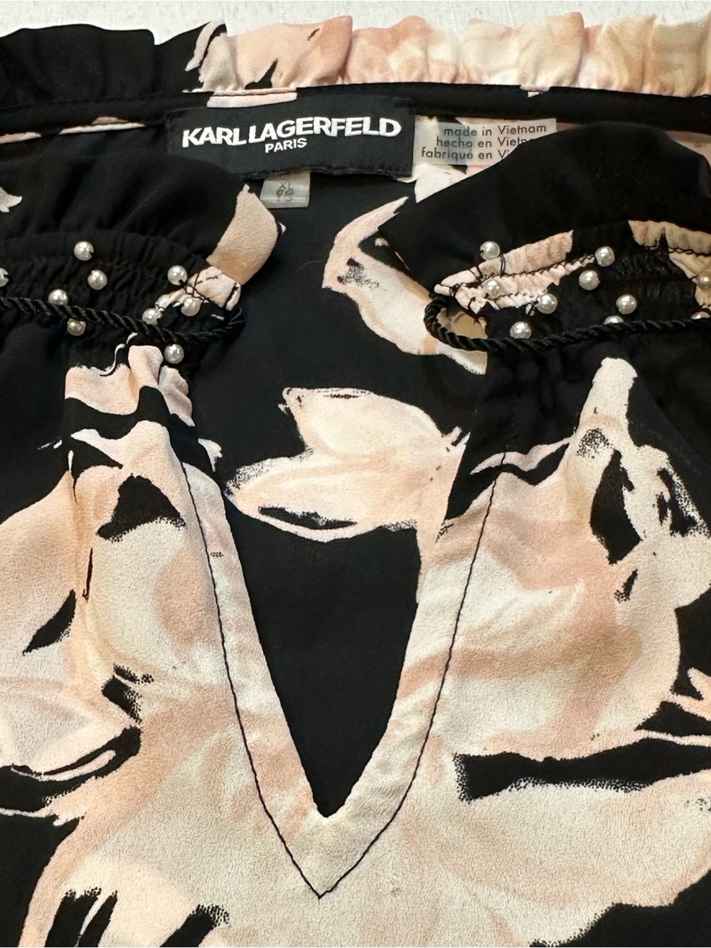 Karl Lagerfeld Paris Floral Pearl Embellished Tassel Blouse XL - Picture 11 of 15